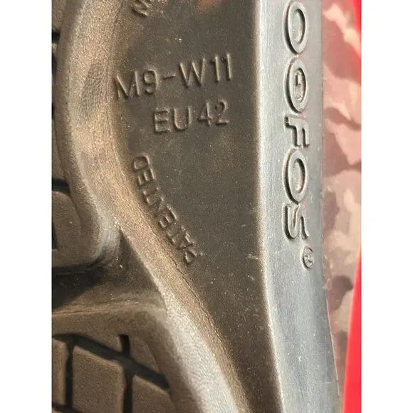 Oofos Camo Recovery Clogs M9 W11 - Picture 6 of 6